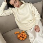 High quality Women's fashion knitwear Oversize Long Sleeve Turtleneck Jumper Thick Warm Knitted Pullover Sweater
