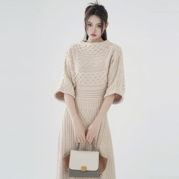 High-end design knitwear solid color women slim waist summer half-sleeve A-line long cable knitted dress