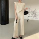 Trending Fashion summer sleeveless basic sweaters wide leg pants elegant knitted loungewear women two piece pants set