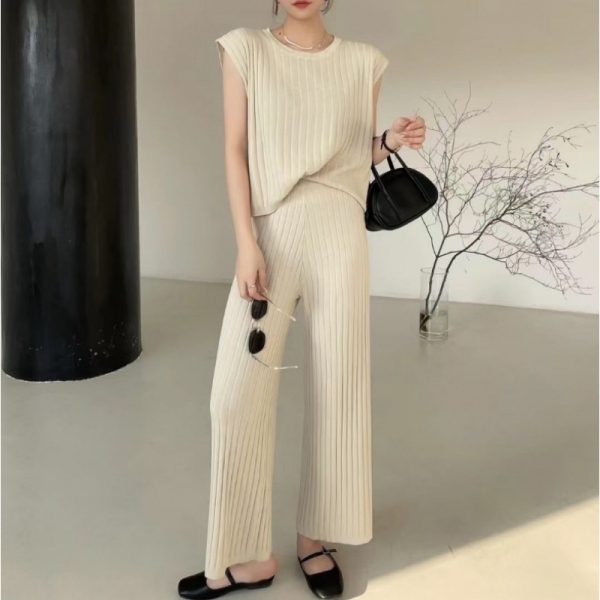 Trending Fashion summer sleeveless basic sweaters wide leg pants elegant knitted loungewear women two piece pants set