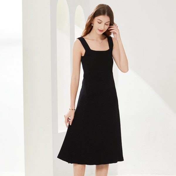 New design square collar sleeveless slim fit knitwear women elegant pullover A-line midi knit dress