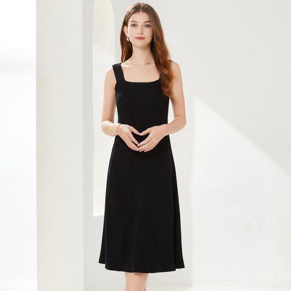 New design square collar sleeveless slim fit knitwear women elegant pullover A-line midi knit dress
