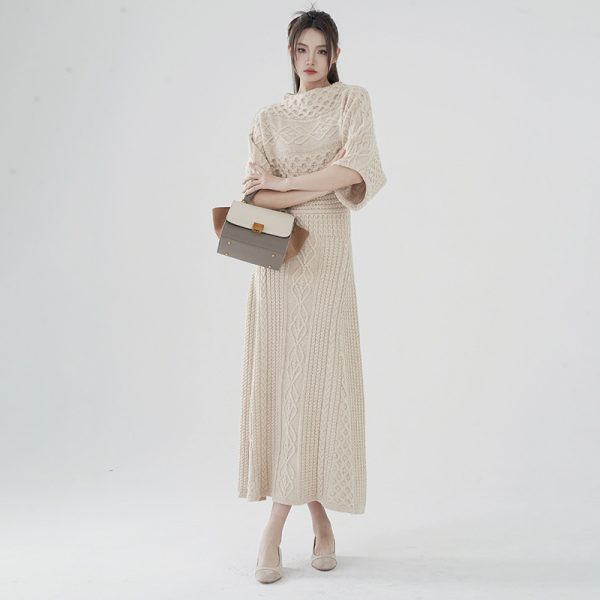 High-end design knitwear solid color women slim waist summer half-sleeve A-line long cable knitted dress