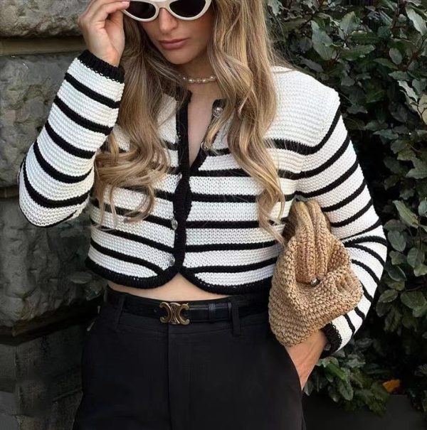 New Arrivals Round Neck Casual Single-breasted button-up curved sweaters coats elegant Women Striped Cardigan