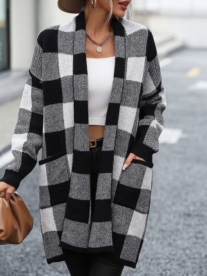 Hot selling oversize women knitwear matching color knitted sweaters fall winter plaid cardigans