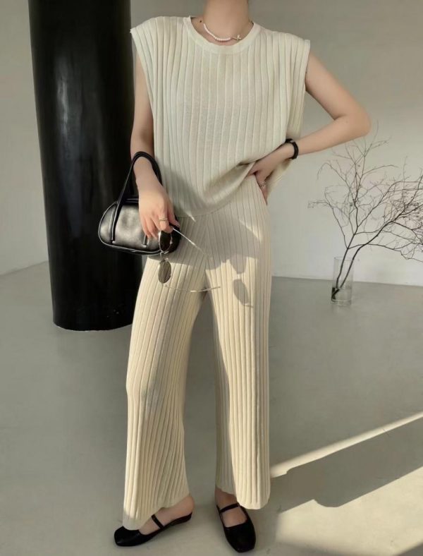 Trending Fashion summer sleeveless basic sweaters wide leg pants elegant knitted loungewear women two piece pants set