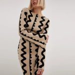 High quality Round neck wavy stripes knitwear color contrast flared sleeves wool slim fit elegant maxi knitted long dres