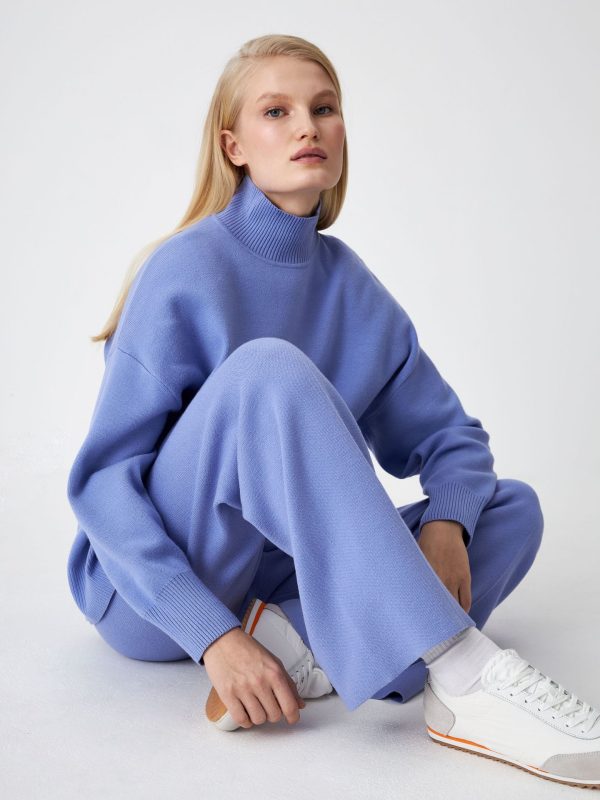 Hot selling pullover oversize women elegant knitwear solid color temperament half turtleneck sweaters